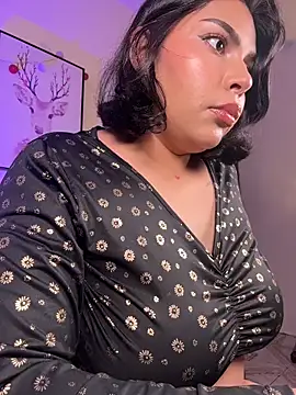 Snapshot of GigiiStone chatting on 02.02.26 GigiiStone online show from 02.02.26