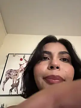 Snapshot of GigiiStone chatting on 02.05.26 GigiiStone online show from 02.05.26