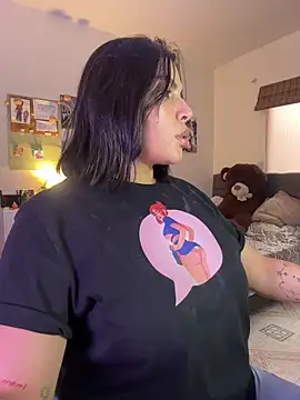 Snapshot of GigiiStone chatting on 03.07.26 GigiiStone online show from 03.07.26