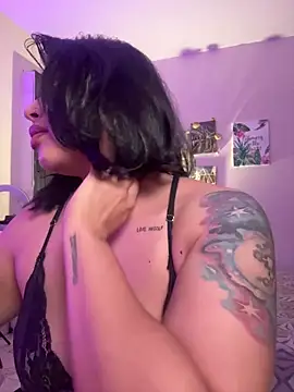 Snapshot of GigiiStone chatting on 03.28.26 GigiiStone online show from 03.28.26