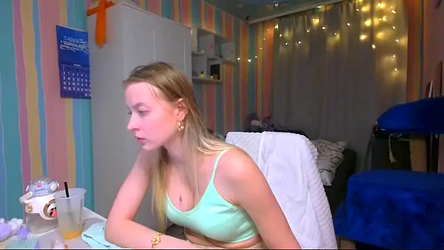 Snapshot of __Aphrodita__wow__ chatting on 12.07.24   Aphrodita  wow   online show from 12.07.24