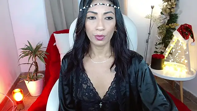 sofia perez    online show from 12.15.24