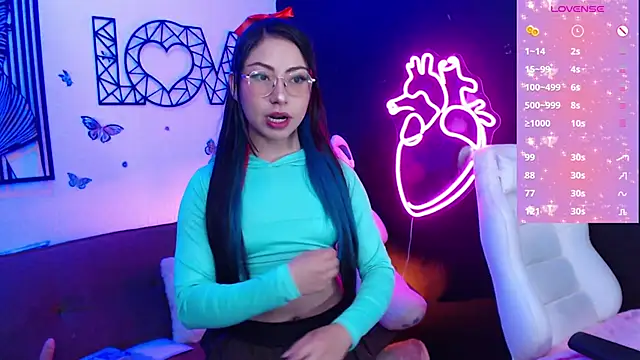 Snapshot of demyanderson_ chatting on 12.17.24 demyanderson online show from 12.17.24