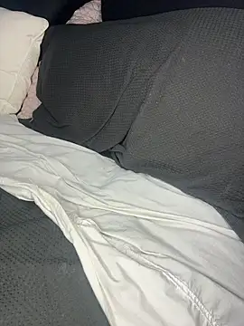 Gayginger86 online show from 12.16.25