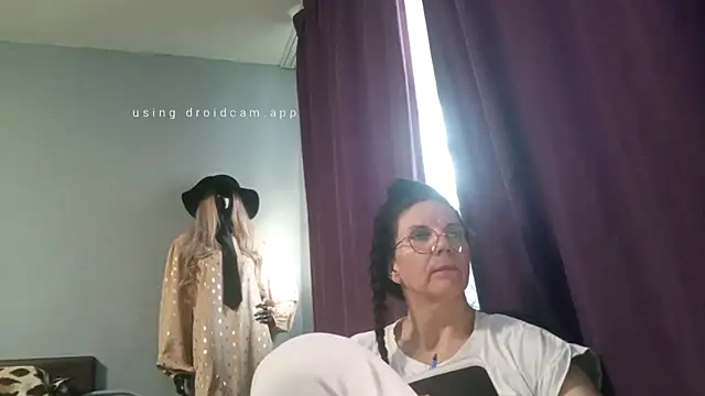 Snapshot of AlfejiRise chatting on 03.29.26 AlfejiRise online show from 03.29.26