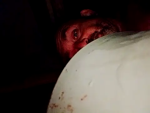 Snapshot of AzOZx9 chatting on 09.10.25 AzOZx9 online show from 09.10.25