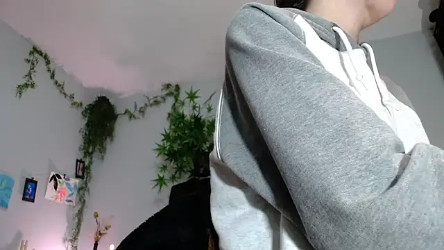 VickyJackson  online show from 10.21.25