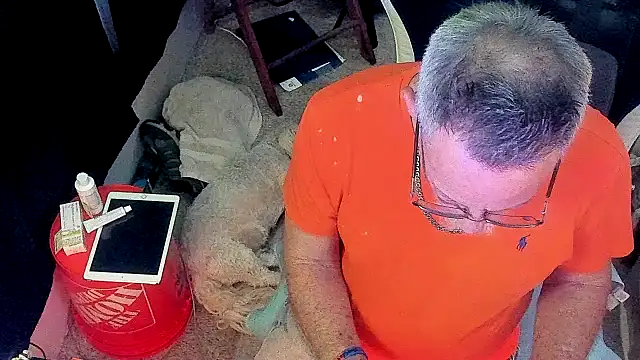 Snapshot of Daddysthick chatting on 11.22.25 Daddysthick online show from 11.22.25