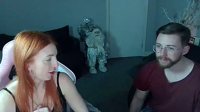 Snapshot of Red_firesquirt chatting on 12.26.24 Red firesquirt online show from 12.26.24