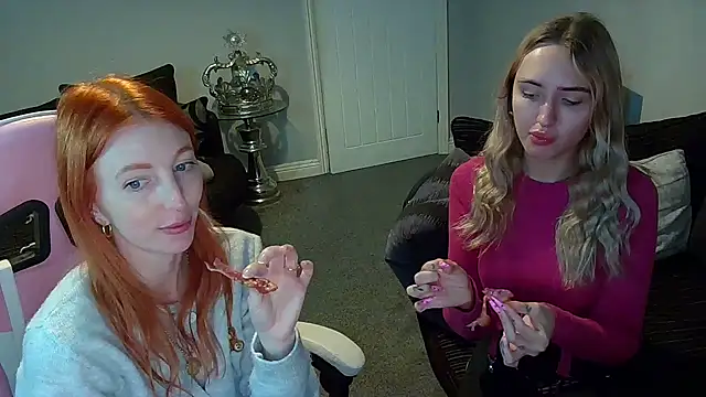 Snapshot of Red_firesquirt chatting on 02.24.25 Red firesquirt online show from 02.24.25