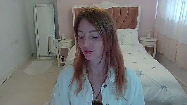 Snapshot of Red_firesquirt chatting on 07.18.26 Red firesquirt online show from 07.18.26