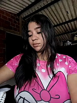 Snapshot of Yelly chatting on 02.10.26 Yelly online show from 02.10.26