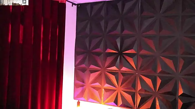 Misselektra   online show from 02.20.25