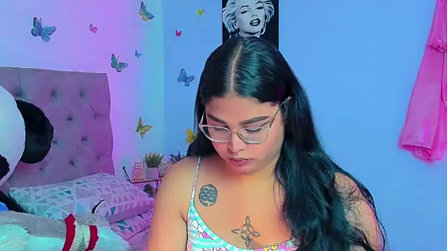 mabellfox online show from 12.21.24