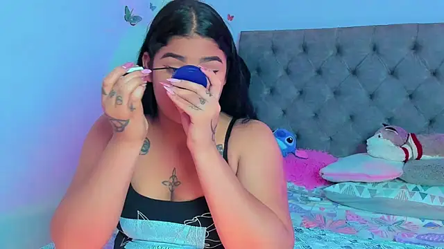 mabellfox online show from 02.18.25