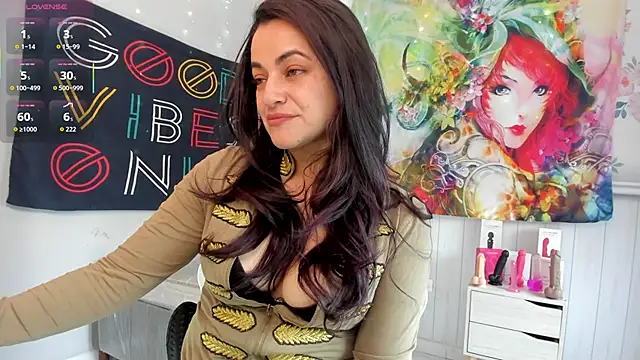 LovelyAzucena online show from 10.21.25