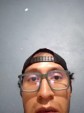 Snapshot of Lunaeyo chatting on 03.02.25 Lunaeyo online show from 03.02.25