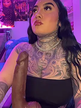 CloeeBeckam online show from 03.18.26