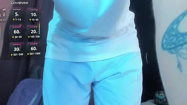 Snapshot of JacoLive chatting on 11.20.25 JacoLive online show from 11.20.25