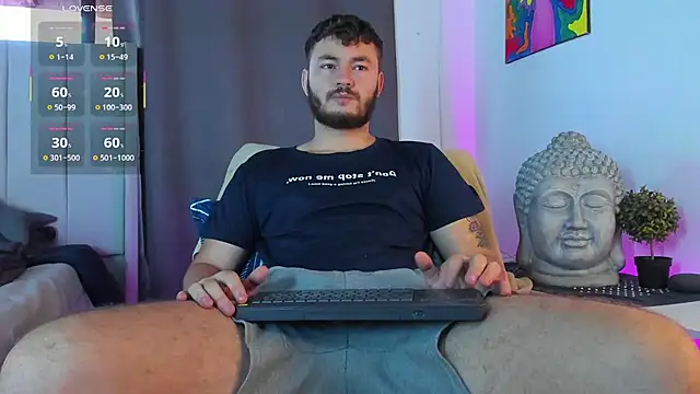 Snapshot of JacoLive chatting on 12.03.25 JacoLive online show from 12.03.25