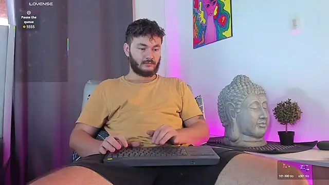 Snapshot of JacoLive chatting on 12.16.25 JacoLive online show from 12.16.25