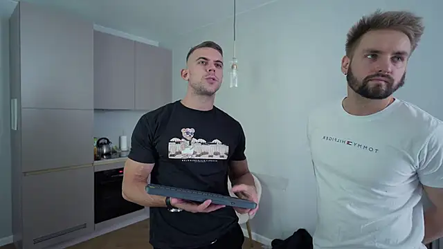 enjoy me online show from 04.02.26