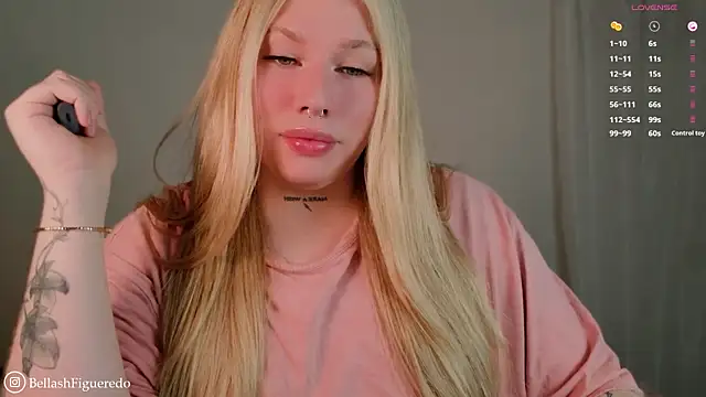 Snapshot of IsabellaFigueredo__ chatting on 03.30.26 IsabellaFigueredo online show from 03.30.26