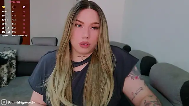 Snapshot of IsabellaFigueredo__ chatting on 04.02.26 IsabellaFigueredo online show from 04.02.26
