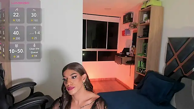 Snapshot of Nicolle_alexandra chatting on 05.16.26 Nicolle alexandra online show from 05.16.26