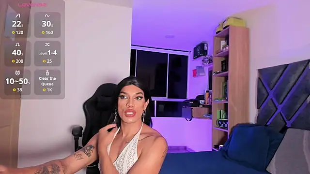 Snapshot of Nicolle_alexandra chatting on 05.18.26 Nicolle alexandra online show from 05.18.26