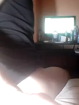 Snapshot of MiroKari2 chatting on 10.09.25 MiroKari2 online show from 10.09.25