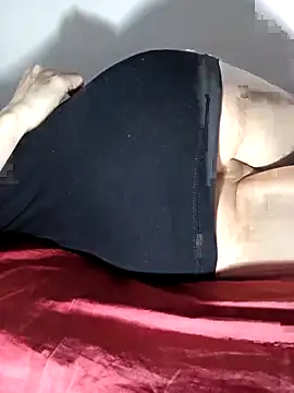 Snapshot of MiroKari2 chatting on 01.06.26 MiroKari2 online show from 01.06.26