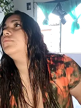 girl milk2 online show from 12.16.24