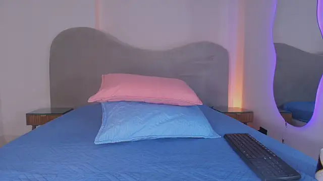 lucyy gray online show from 12.17.25