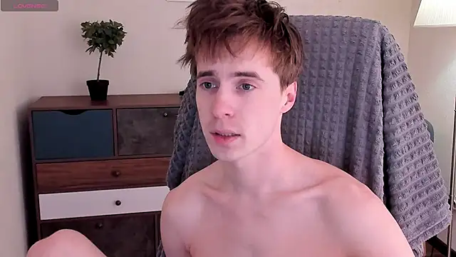 Snapshot of _tokyo_ghoul chatting on 01.04.25  tokyo ghoul online show from 01.04.25