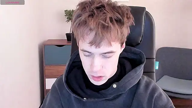 Snapshot of _tokyo_ghoul chatting on 01.10.25  tokyo ghoul online show from 01.10.25