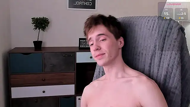 Snapshot of _tokyo_ghoul chatting on 01.10.25  tokyo ghoul online show from 01.10.25