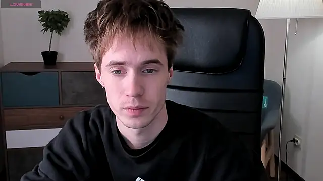 Snapshot of _tokyo_ghoul chatting on 01.16.25  tokyo ghoul online show from 01.16.25