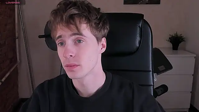 Snapshot of _tokyo_ghoul chatting on 01.24.25  tokyo ghoul online show from 01.24.25