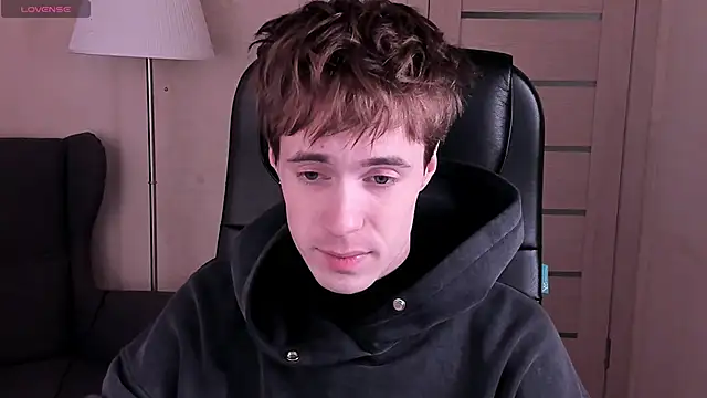 Snapshot of _tokyo_ghoul chatting on 01.25.25  tokyo ghoul online show from 01.25.25