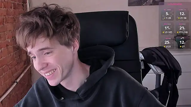 Snapshot of _tokyo_ghoul chatting on 02.07.25  tokyo ghoul online show from 02.07.25