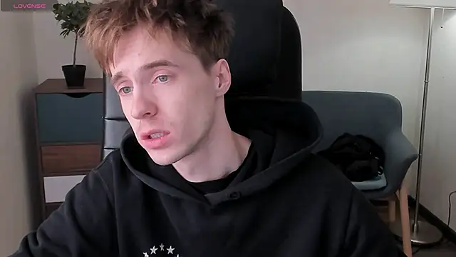 Snapshot of _tokyo_ghoul chatting on 03.06.25  tokyo ghoul online show from 03.06.25