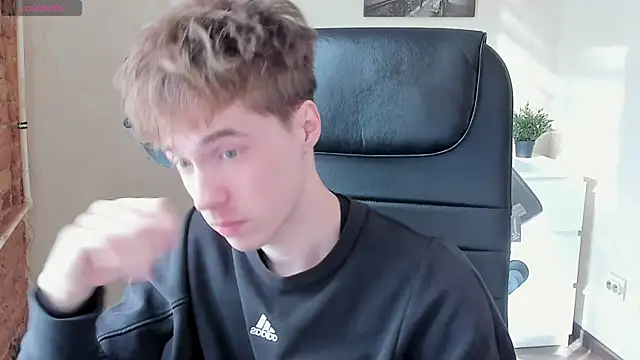 Snapshot of _tokyo_ghoul chatting on 03.09.25  tokyo ghoul online show from 03.09.25