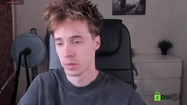 Snapshot of _tokyo_ghoul chatting on 09.18.25  tokyo ghoul online show from 09.18.25