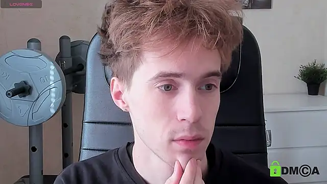 Snapshot of _tokyo_ghoul chatting on 09.28.25  tokyo ghoul online show from 09.28.25