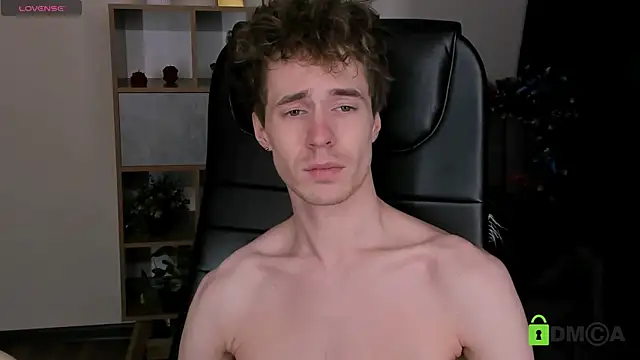 Snapshot of _tokyo_ghoul chatting on 01.07.26 tokyo ghoul online show from 01.07.26