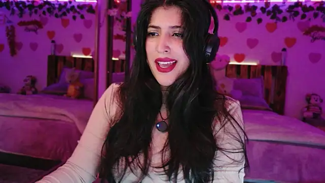 azahar  ziiz online show from 04.17.26