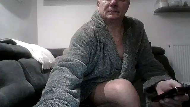 Snapshot of jaaako970 chatting on 11.18.25 jaaako970 online show from 11.18.25