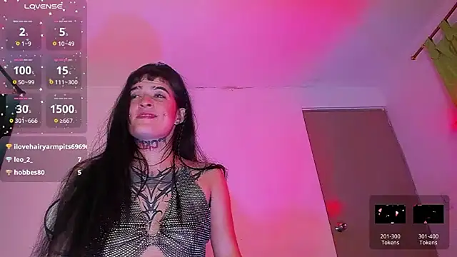 sarah benjjaminn online show from 06.18.26