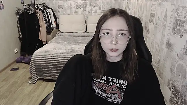 AmeliaKamishiro online show from 12.21.24